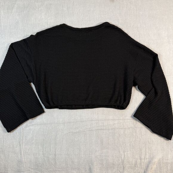 Altar'd State Women's L Black Textured Knit Bell Sleeve Cropped Top Whimsigoth - Picture 2 of 6